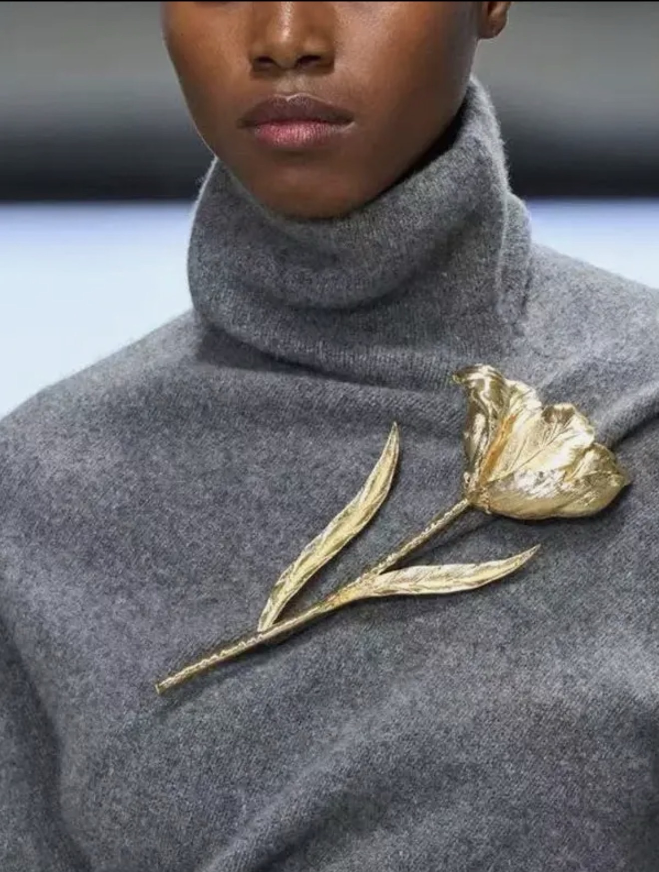 Vintage Brooch Styling Guide: How to Wear Them in 2026